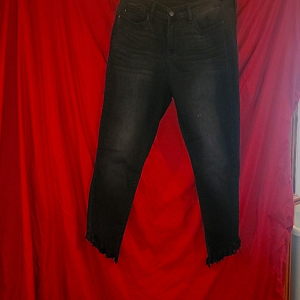 Judy Blue Skinny Non-Distressed Faded Black  Raw angled hem Jean